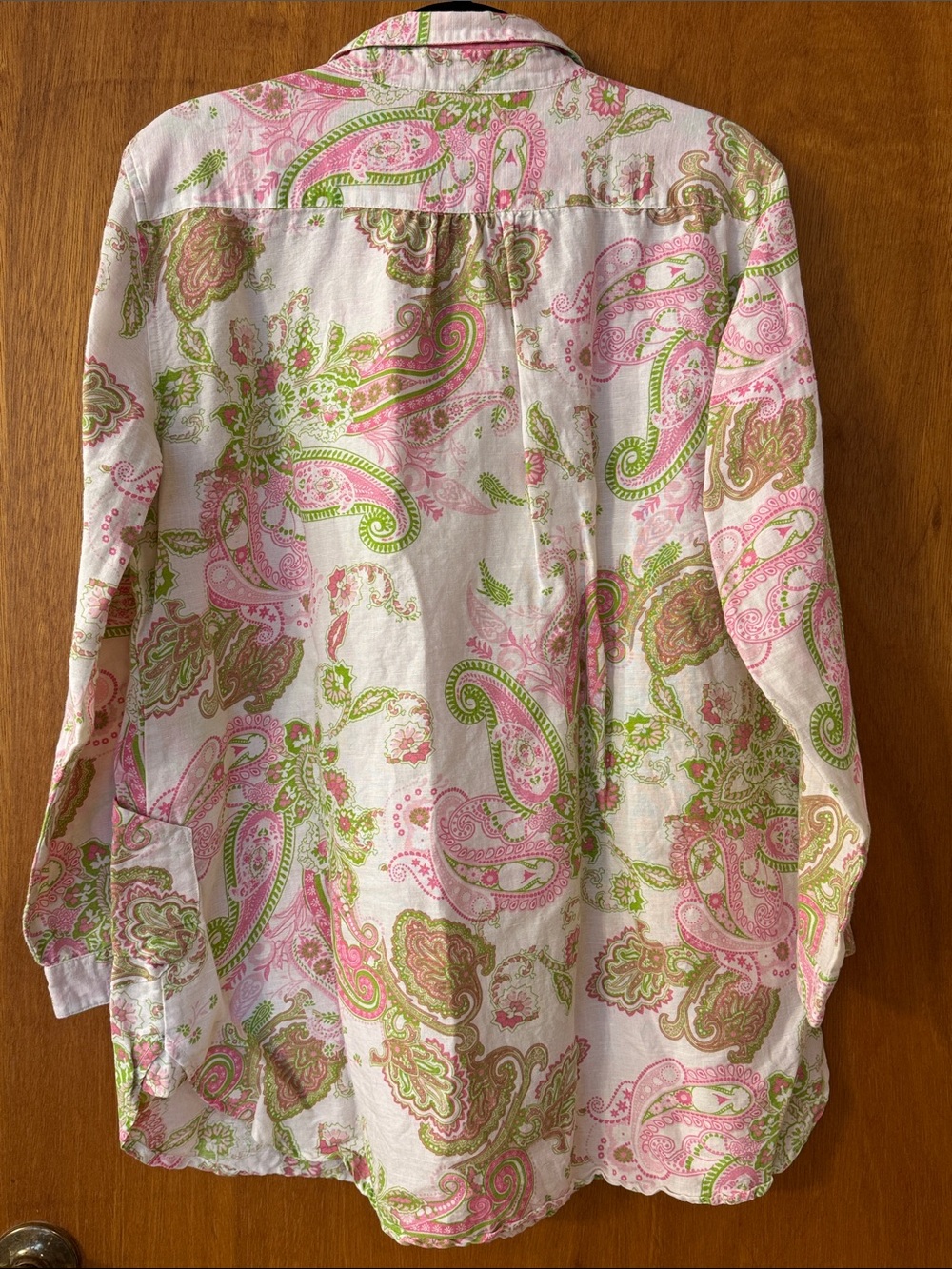 Tizzie Women's Pink & Green Linen and Cotton Paisley Button-Front Tunic - Picture 9 of 9